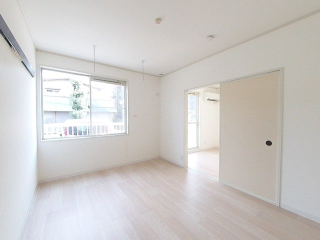 居室・リビング　お問い合わせは【048-776-5175】レーベンハウス上尾