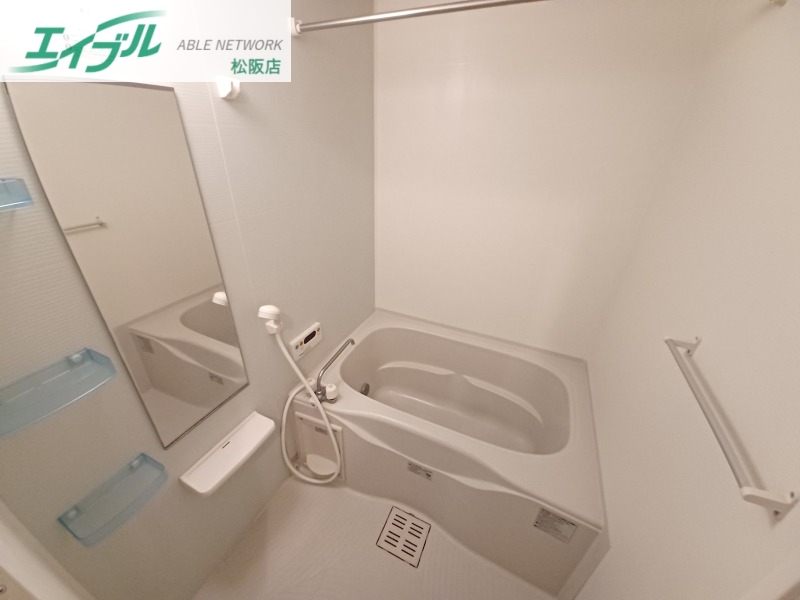 バス・シャワールーム　反転タイプ参考写真