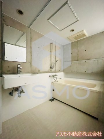 バス・シャワールーム　※同物件　別間取り　参考写真