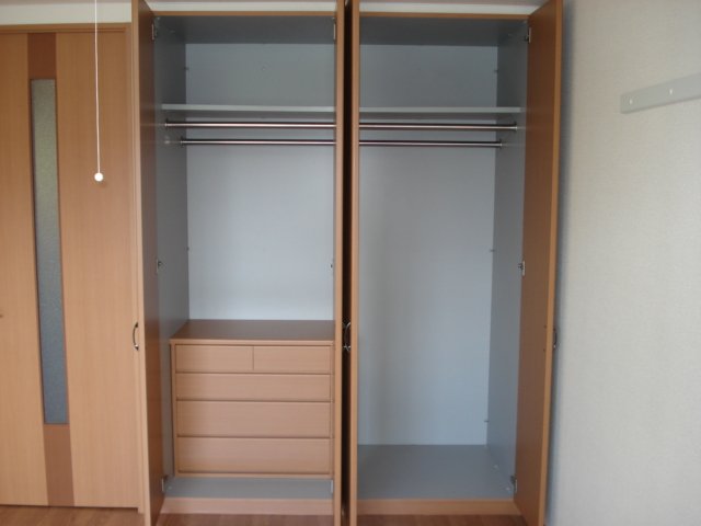 収納　クローゼット