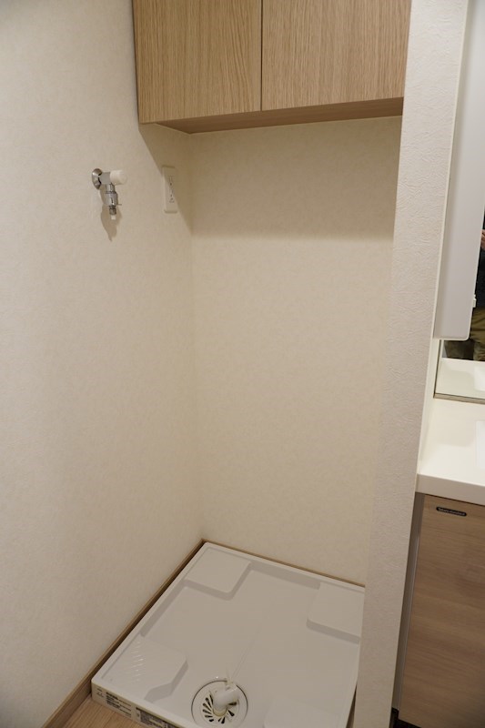 その他設備　「防水パン付き室内洗濯機置場」