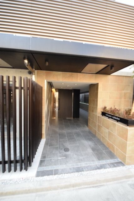 エントランス　☆お問い合わせはお早めに☆