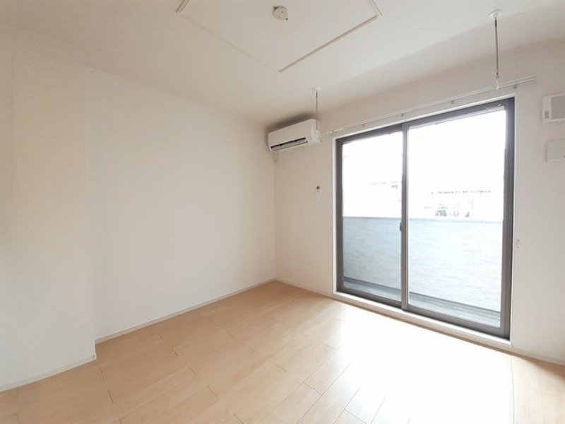 居室・リビング　図面と現状に相違がある場合には現状を優先