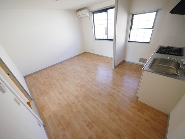 居室・リビング　★明るいリビング★