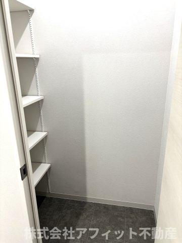 玄関　シューズインクローゼット