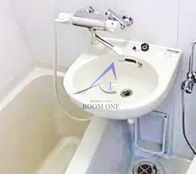 洗面設備　洗面台です。