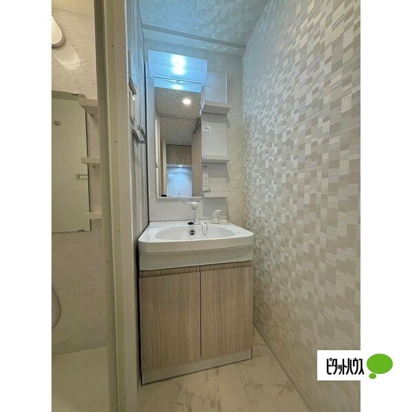 洗面設備　※同物件別部屋写真