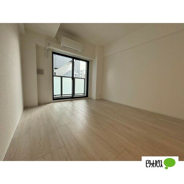 居室・リビング　※同物件別部屋写真