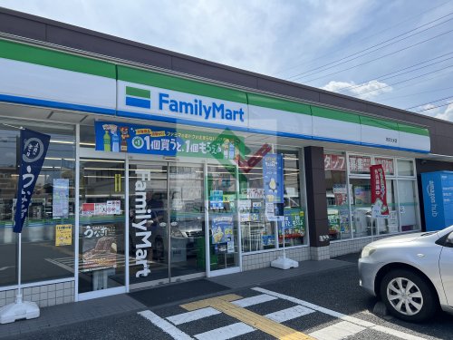 コンビニ　ファミリーマート所沢久米店（コンビニ）まで37m