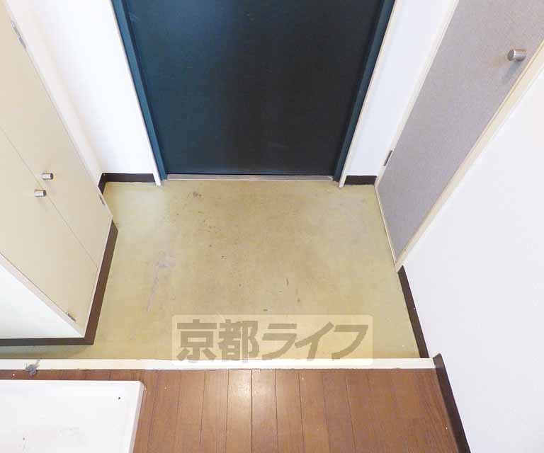 玄関　シューズボックス付きです。