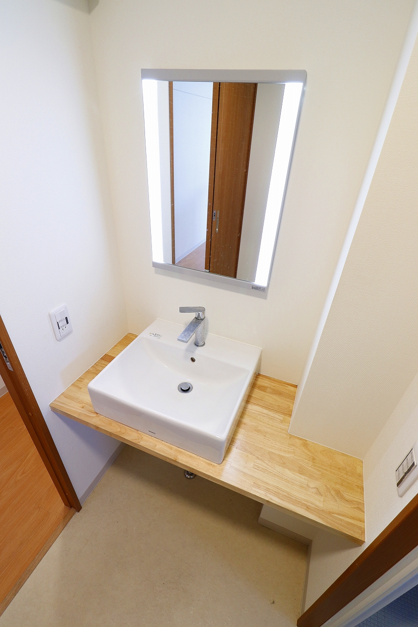 洗面設備　※同建物別部屋内装写真