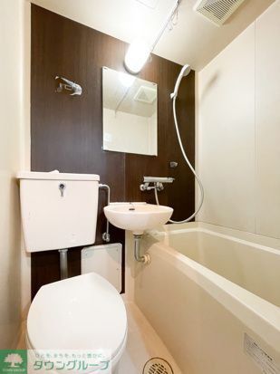 バス・シャワールーム