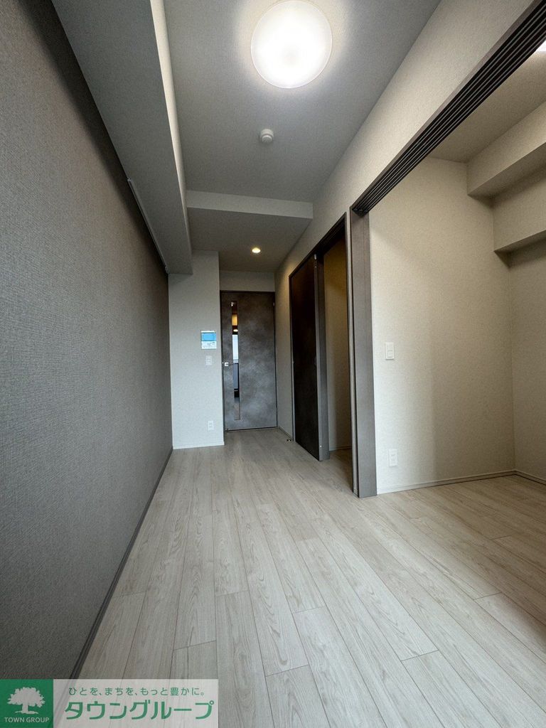 居室・リビング　エントランス