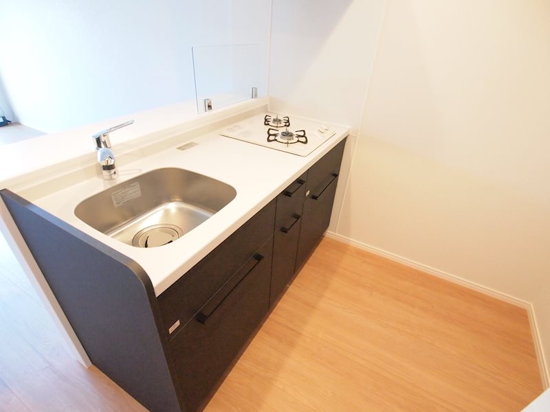 キッチン　別号室写真（202号室）のため現況優先