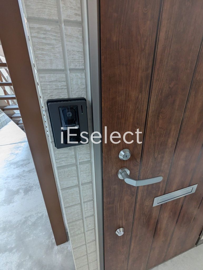 その他設備　カメラインターホンで急な来客も安心ですね