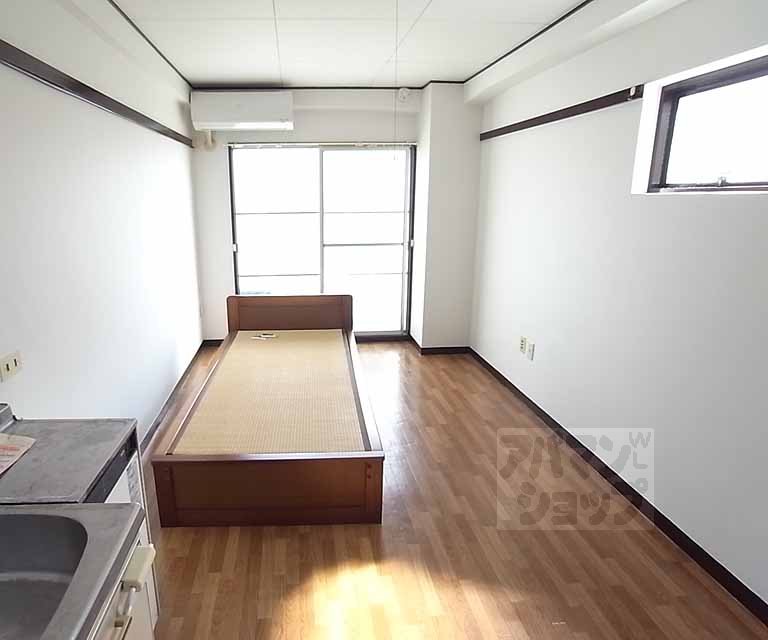 居室・リビング　日当たり良好です