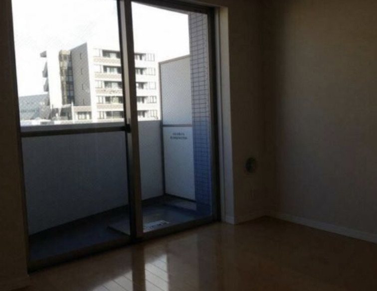 居室・リビング　※別部屋の参考写真です。