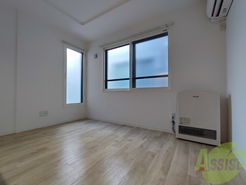 居室・リビング　広くてきれいなリビングです！快適に過ごせそうですね。