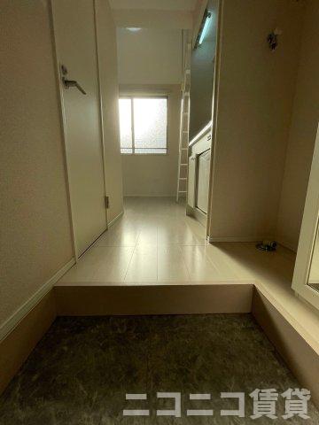 玄関　別号室イメージの為、現状を優先致します。