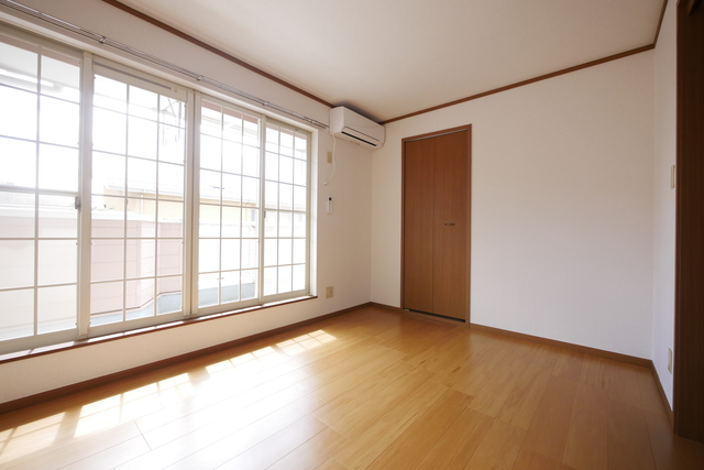 その他部屋・スペース　★明るい洋室で住み心地が良さそうですね★
