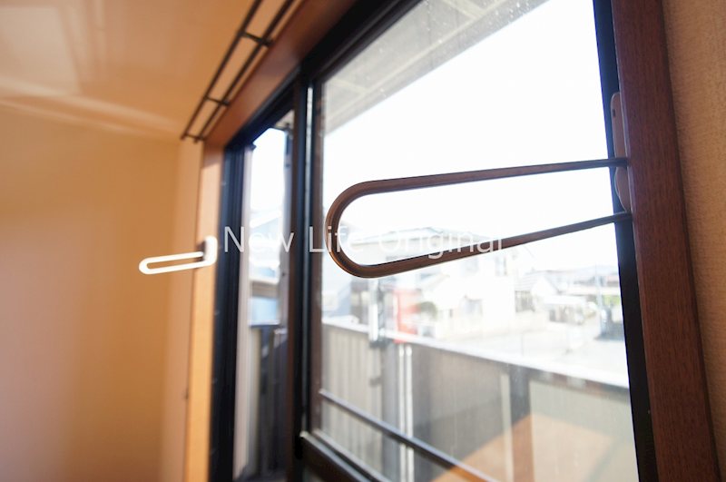 その他設備　室内で洗濯物が干せる器具「ホスクリーン」付