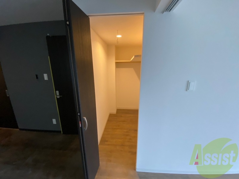 収納　寝室の収納です。部屋がすっきり片付きます。