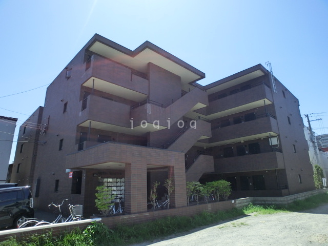 建物外観　リーガネックスＮ１１（旧：アルファアパル北１１条I）