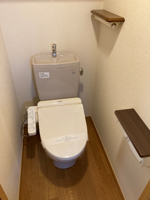 トイレ　トイレ