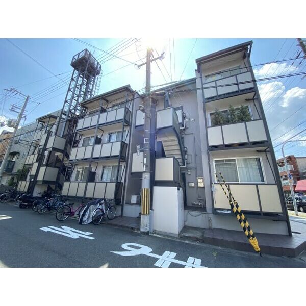 建物外観　☆仲介手数料不要です！☆お気軽にお問い合わせください♪
