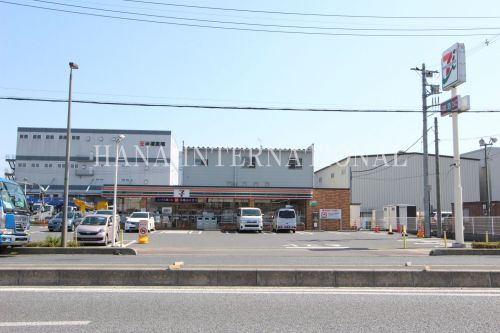 コンビニ　セブン-イレブン 三郷泉店（コンビニ）まで1605m
