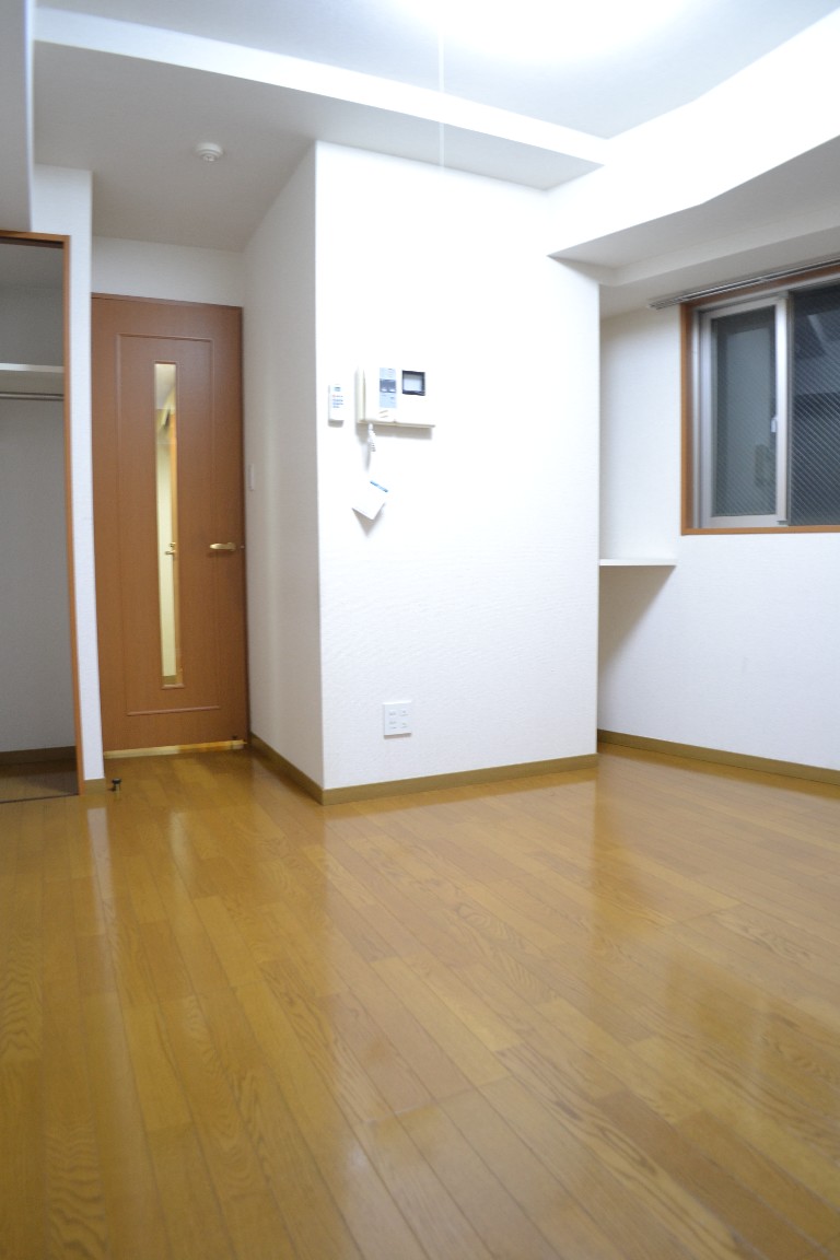 その他部屋・スペース　リビングを別角度から