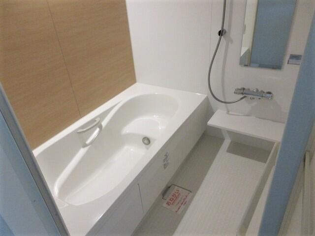バス・シャワールーム　写真は別の部屋のものです。
