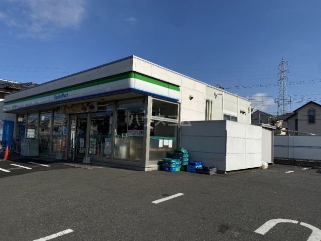コンビニ　ファミリーマート 流山三輪野山店（コンビニ）まで532m