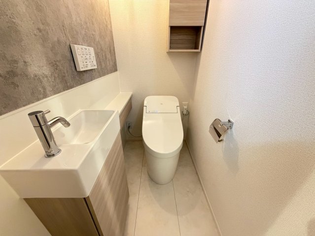 D-ROOM中小阪のトイレ写真