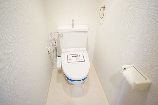 トイレ　同建物別部屋参考写真