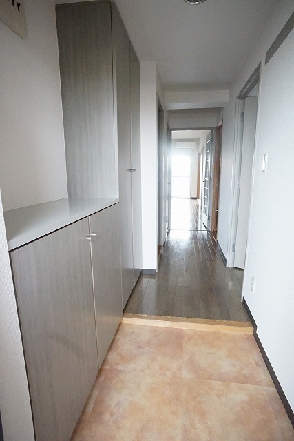 玄関　同建物別部屋参考写真