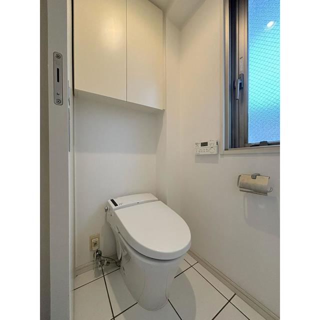 トイレ　※写真は同タイプ住戸です。