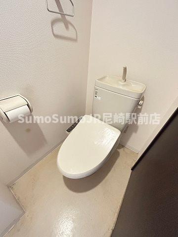 トイレ　落ち着いたトイレです