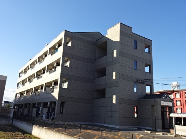 建物外観　外観写真（昼）
