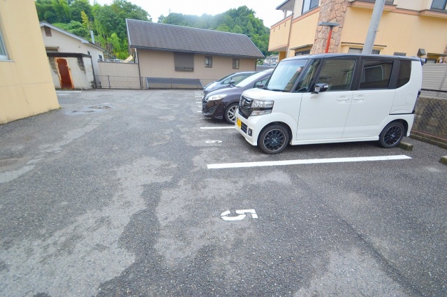 コンビニ　セブンイレブン矢野東6丁目店（コンビニ）まで448m