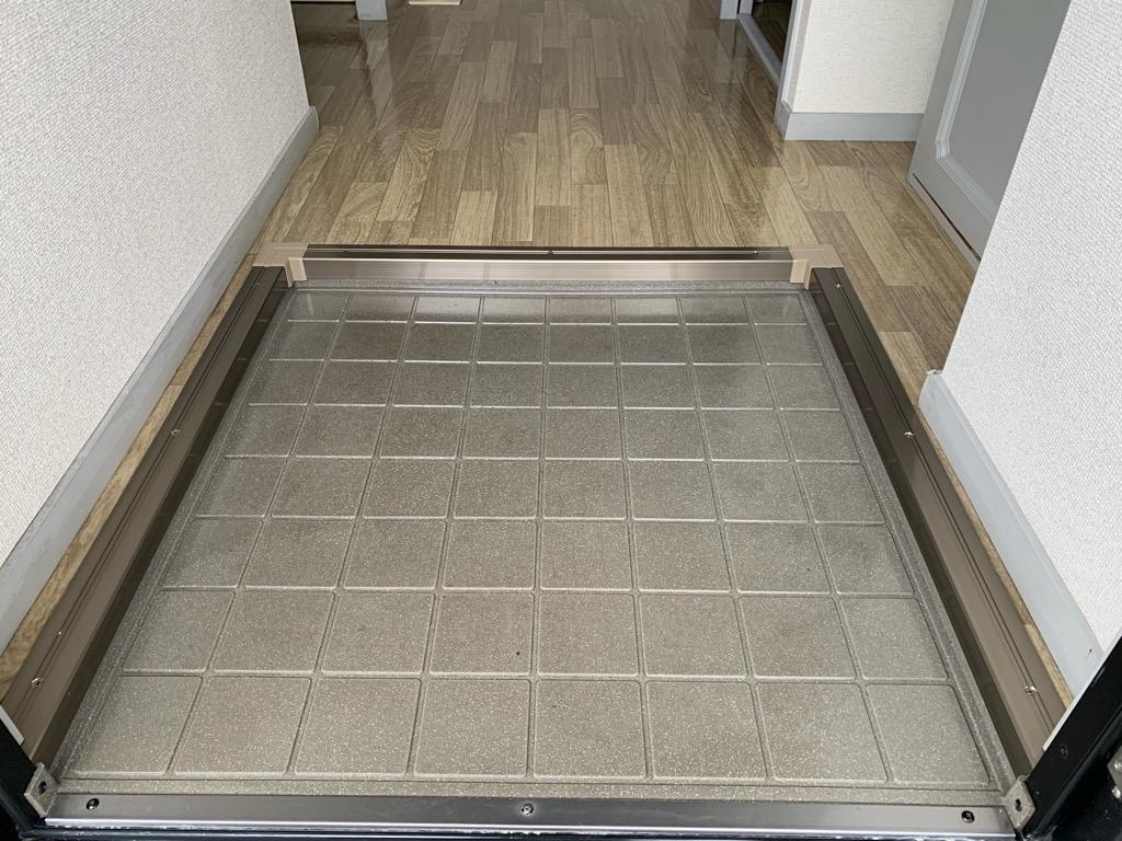玄関　ゆったりとした玄関です
