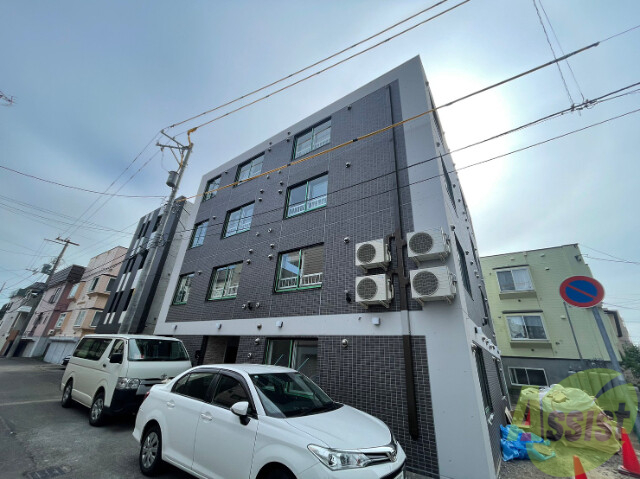 建物外観　札幌市豊平区平岸３条「ラフィーネ平岸」