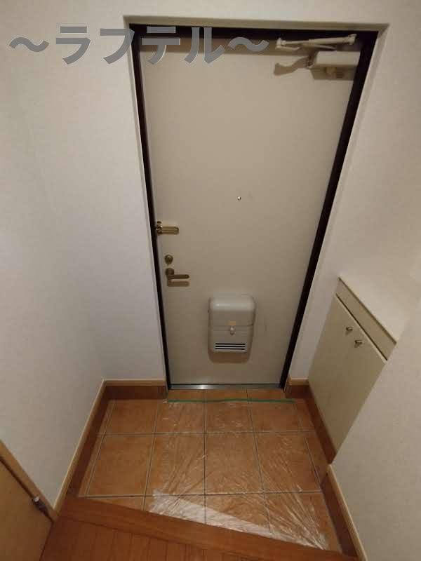 玄関　別部屋イメージ写真