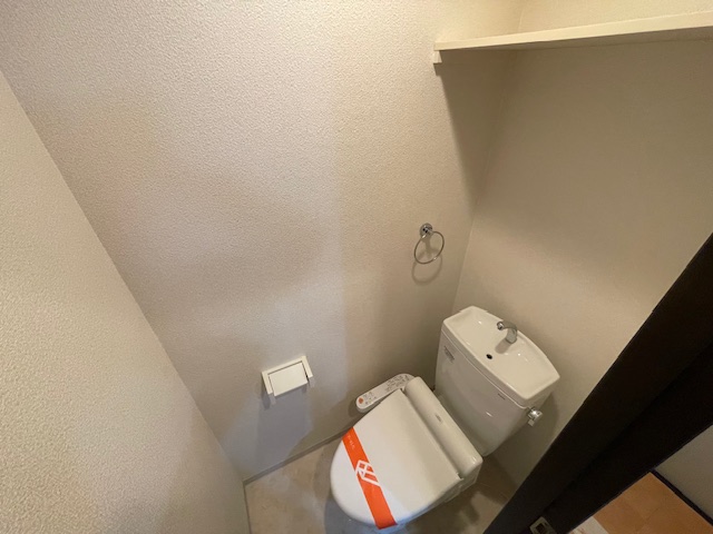 トイレ　※同施工会社のイメージ写真※