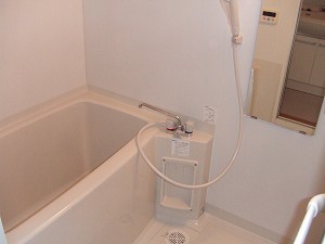 バス・シャワールーム　鏡が大きいのが嬉しい！