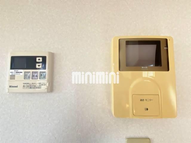 セキュリティ　ＴＶ付きモニター、給湯器