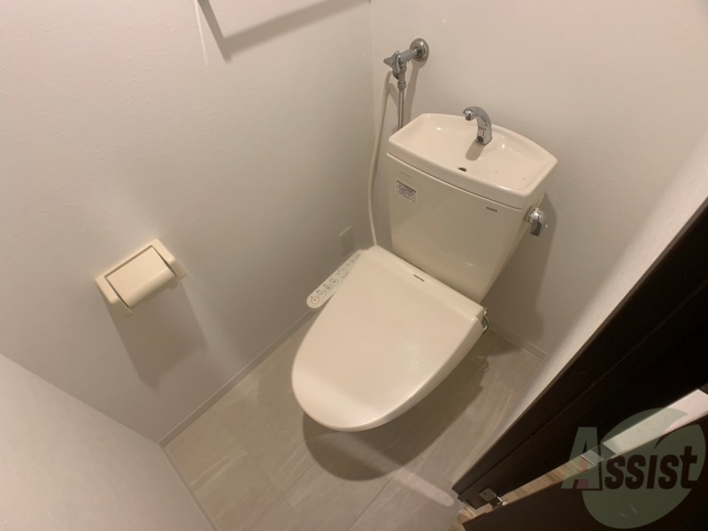 トイレ　トイレです。ウォシュレット付を探している方、おすすめです。