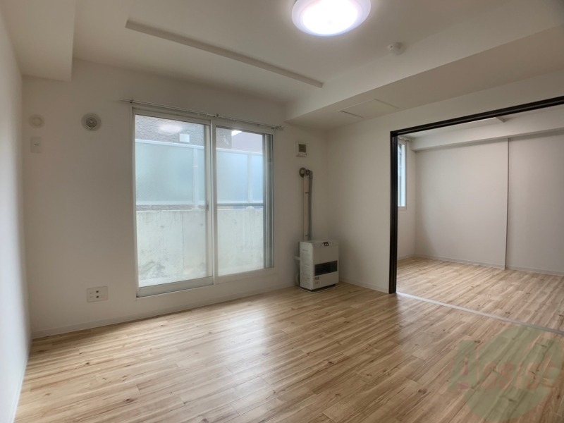 居室・リビング　明るいお部屋は気持ちよく過ごせそうですね。