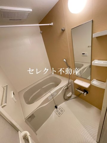 バス・シャワールーム　日々の疲れを癒すお風呂付です