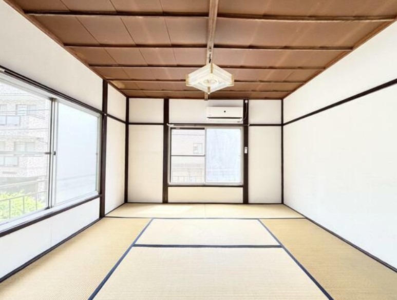 トイレ　※他の号室写真になります。